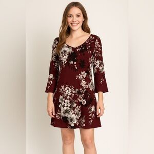 Connected Apparel Gorgeous Floral Dress Size 10P